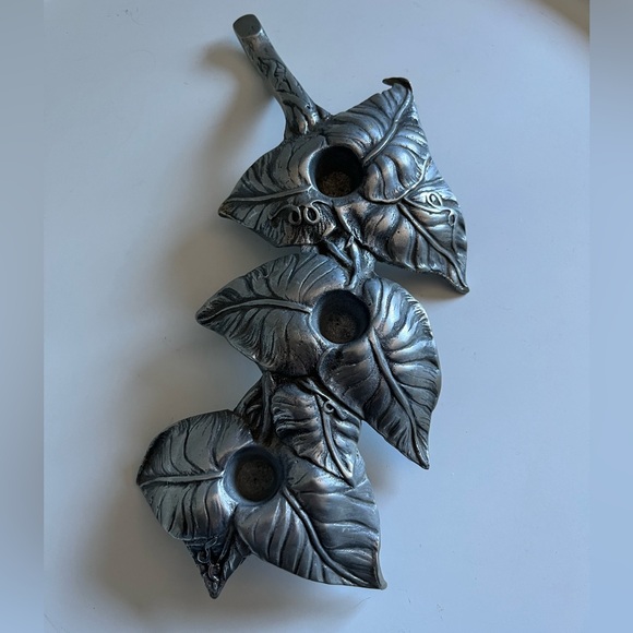 Pewter Leaf Candle Holder Great Home Decor - Picture 5 of 6
